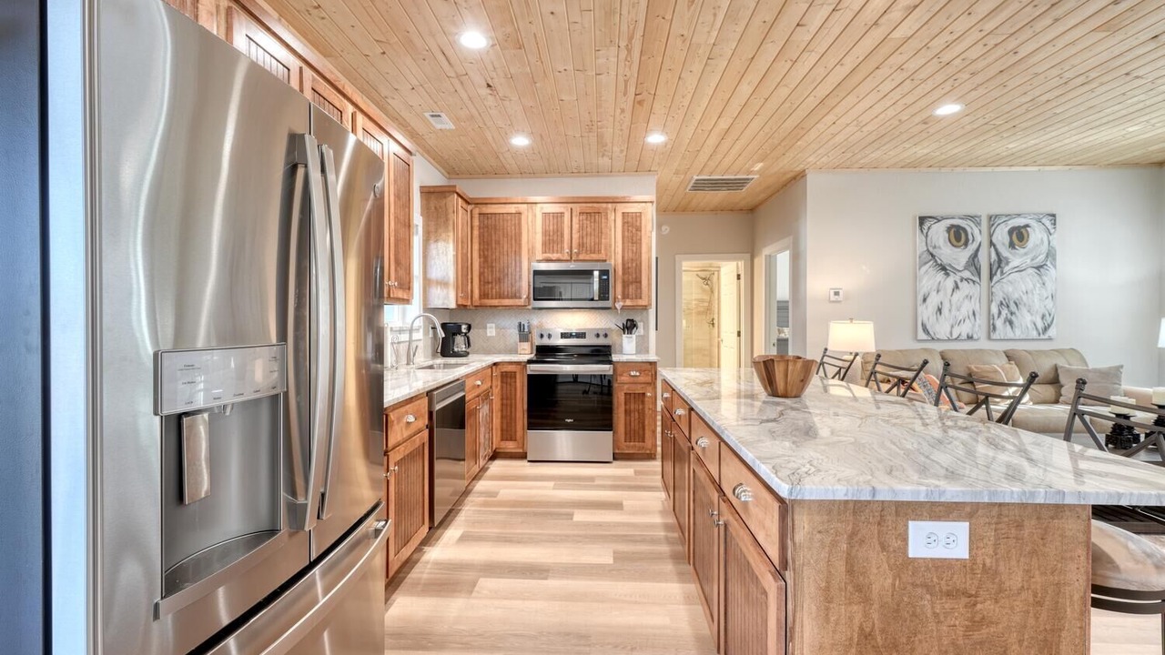 Photo of Kitchen in Water's Edge
