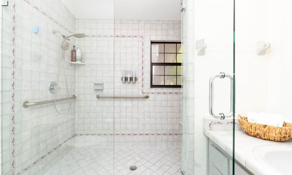 Photo of Bathroom in Riverview