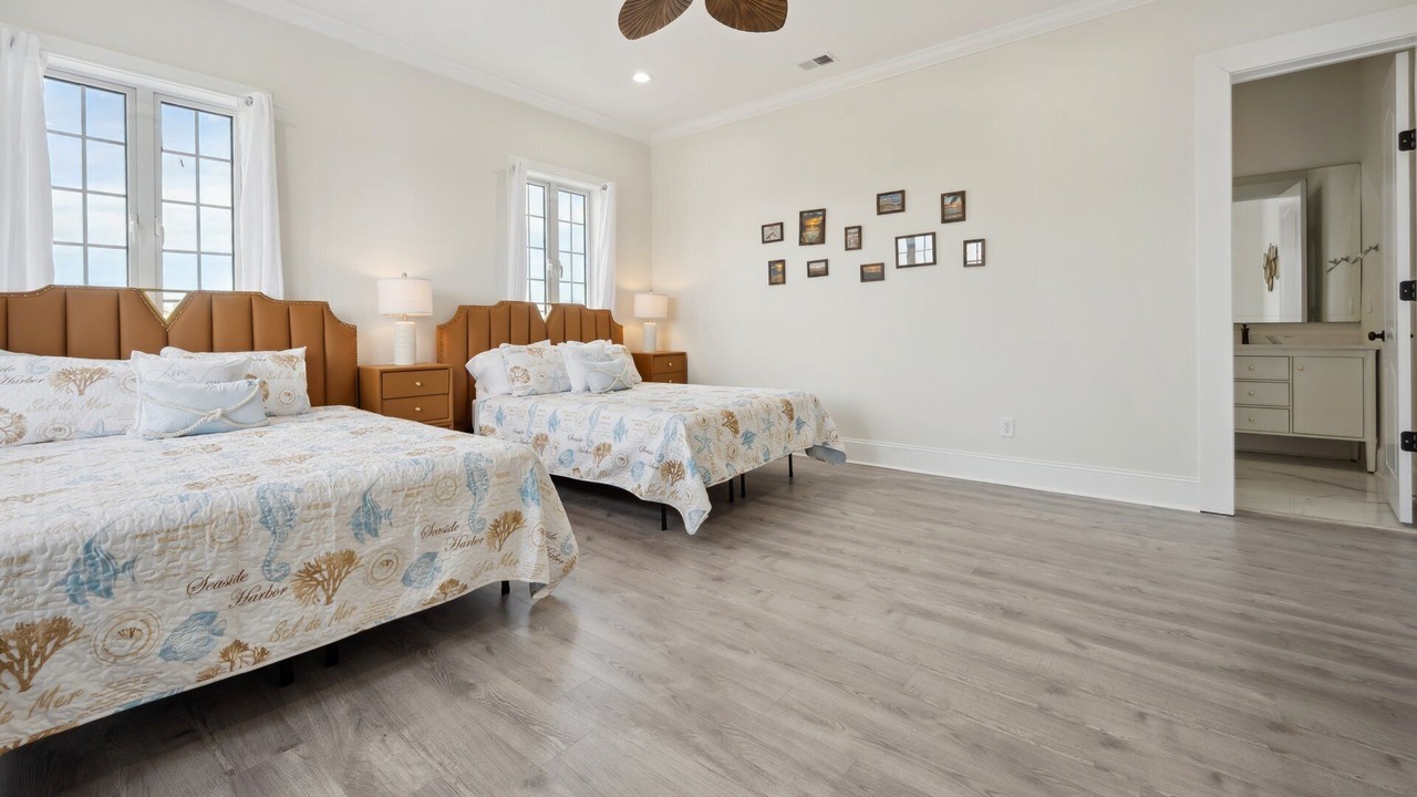 Photo of Bedroom in Debordieu Colony