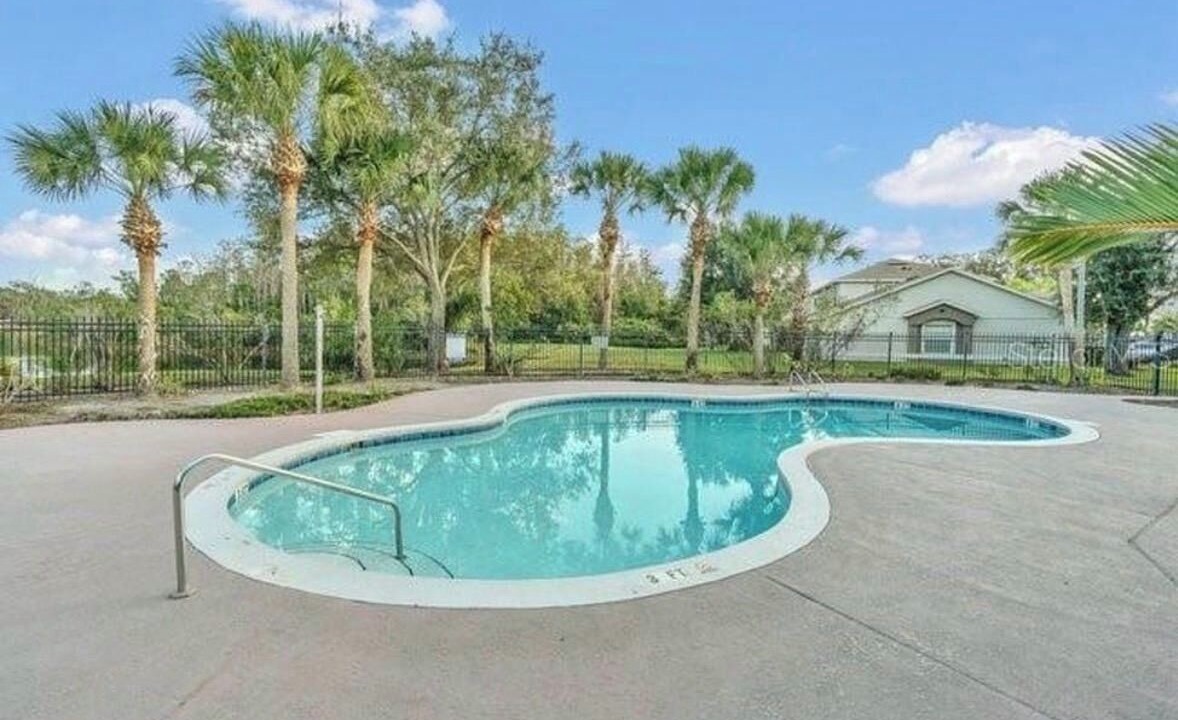 Photo of Outdoor in Meadow Woods