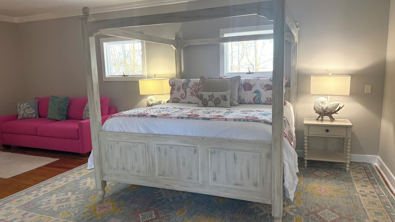 Photo of Bedroom in Melrose on the Beach