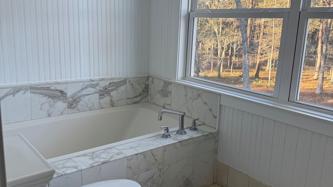 Photo of Bathroom in Melrose on the Beach