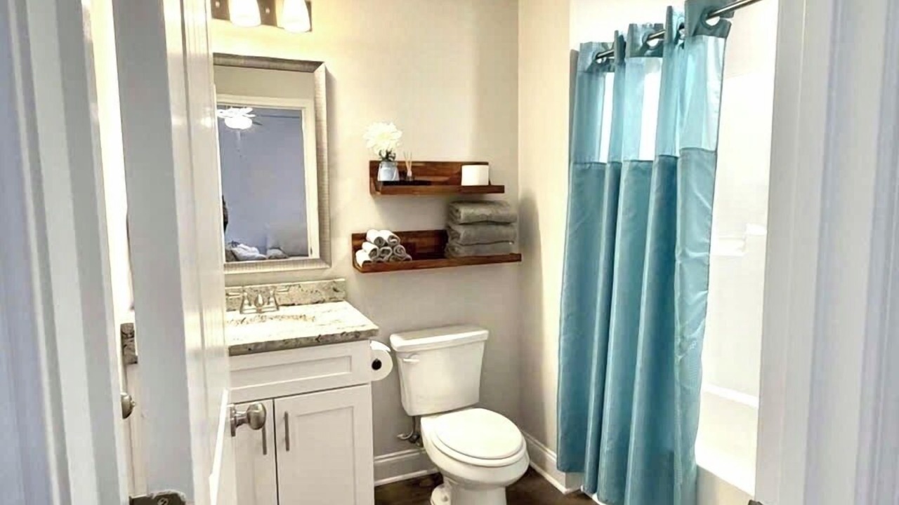 Photo of Bathroom in Gracewood