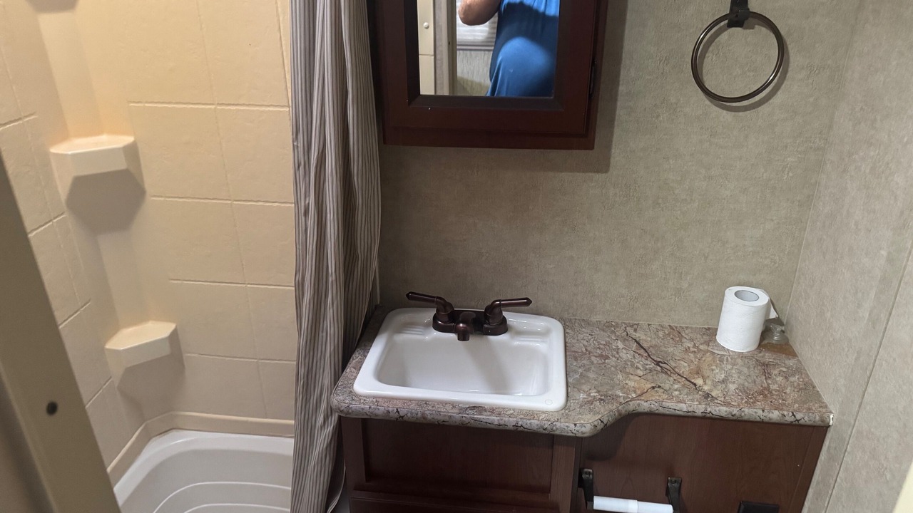 Photo of Bathroom in Hawkinsville