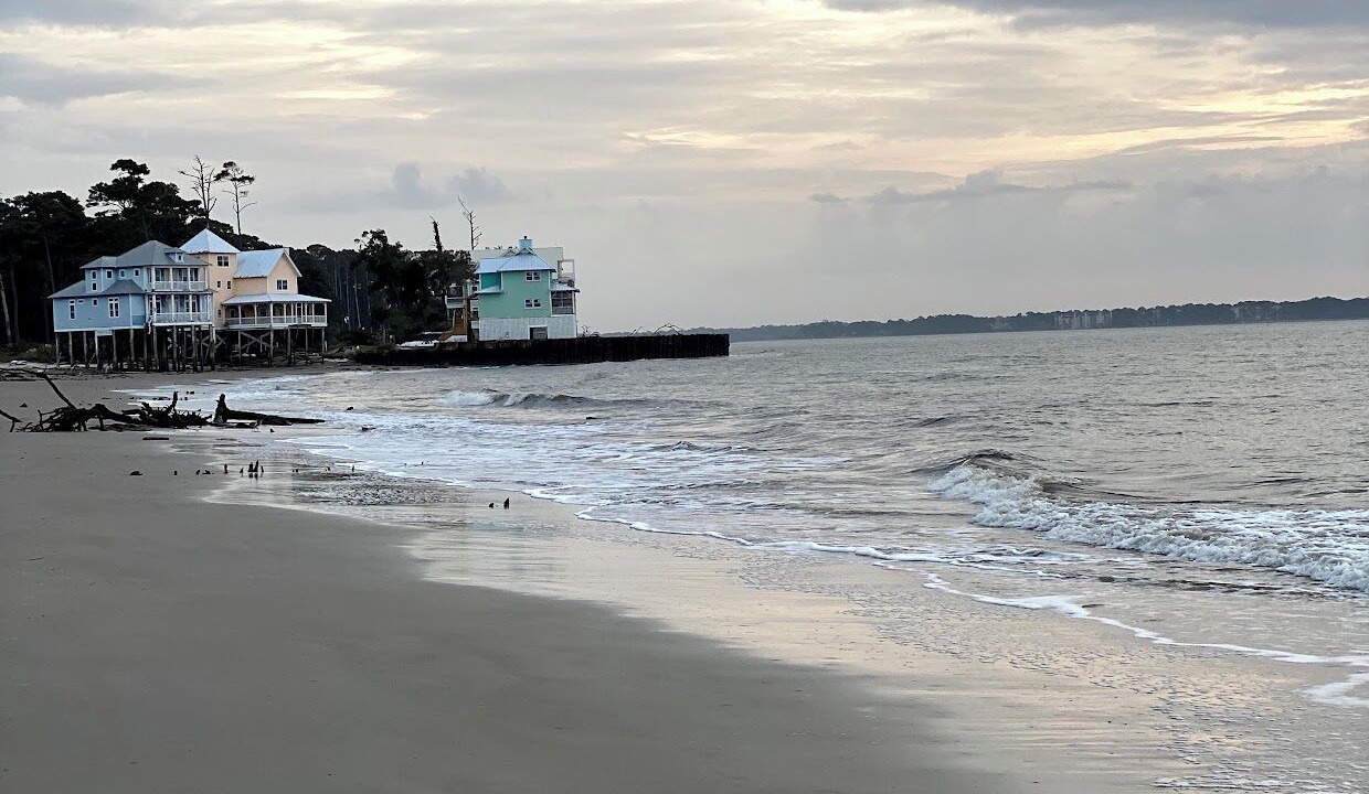 Photo of Others in Melrose on the Beach