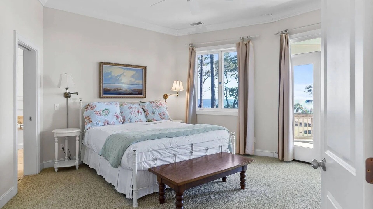 Photo of Bedroom in Melrose on the Beach
