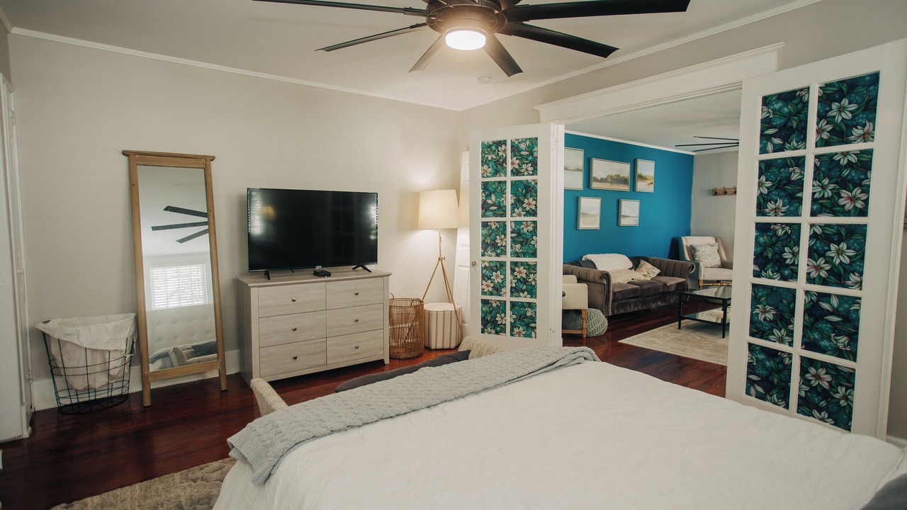 Photo of Bedroom in Midtown