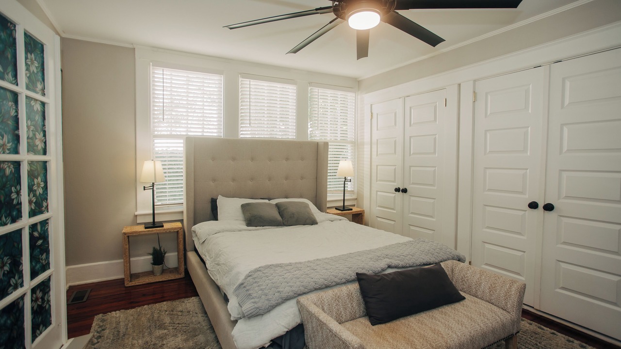 Photo of Bedroom in Midtown