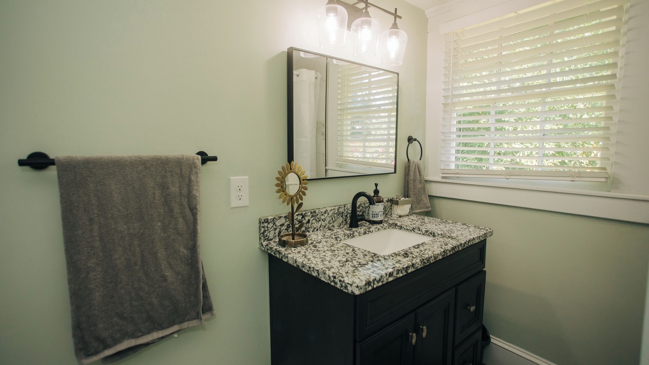 Photo of Bathroom in Midtown