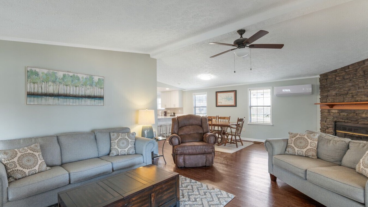 Photo of Livingroom in Prosperity