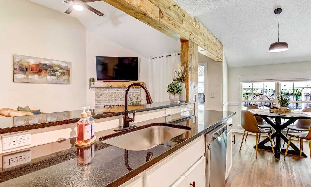 Photo of Kitchen in Pooler