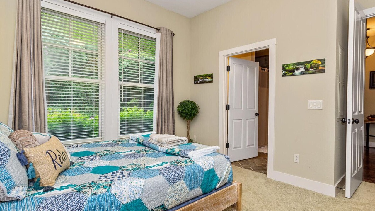 Photo of Bedroom in Bear Lake Reserve