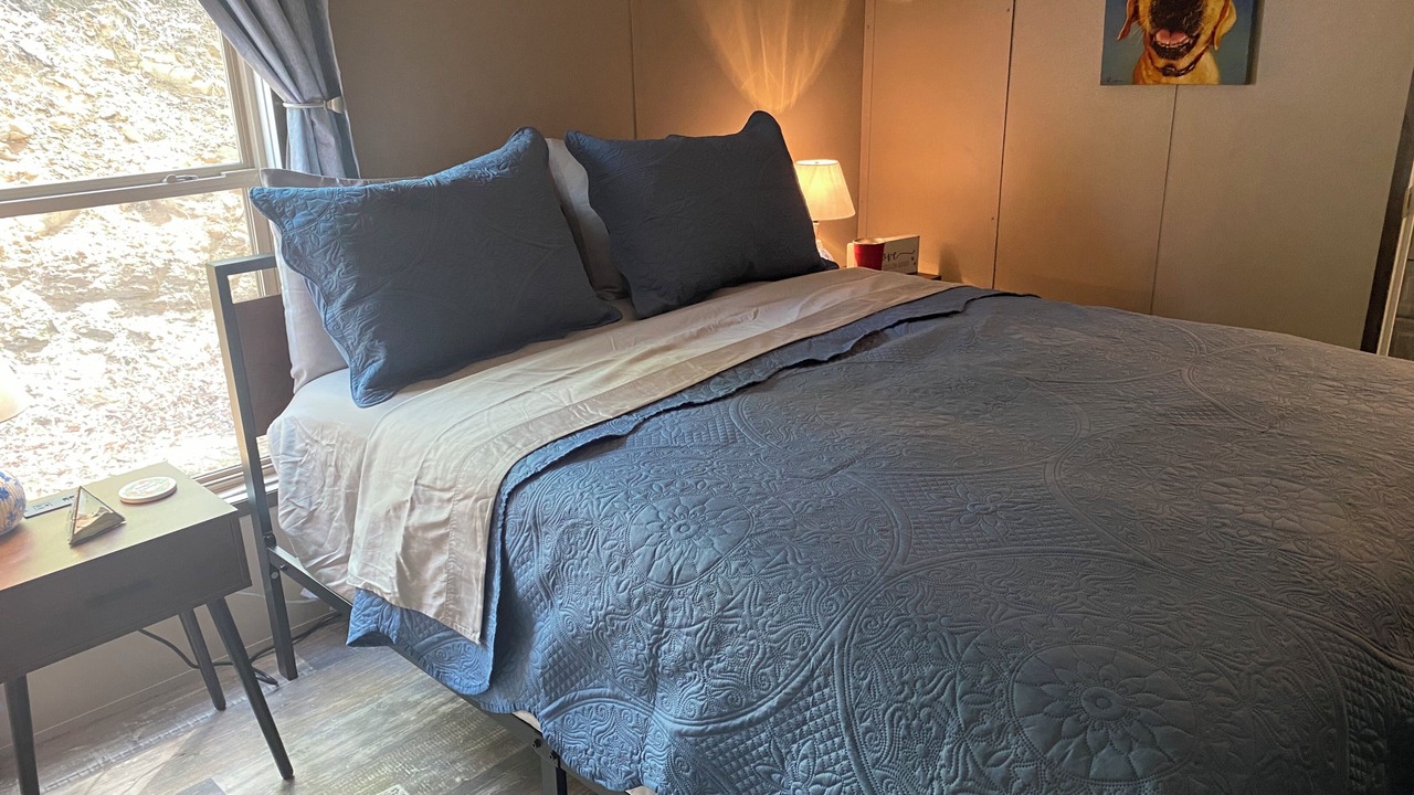 Photo of Bedroom in Bryson City