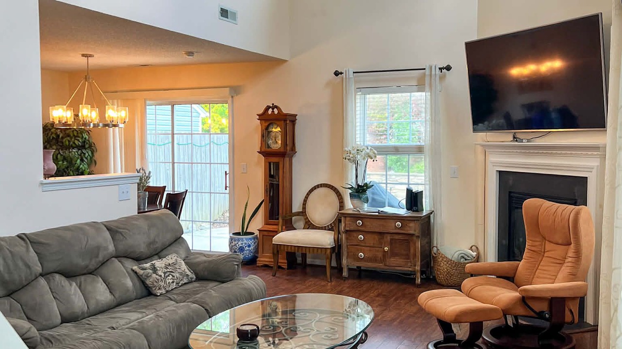 Photo of Livingroom in Umstead