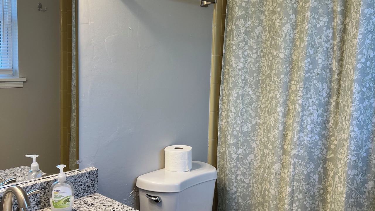 Photo of Bathroom in Martinez