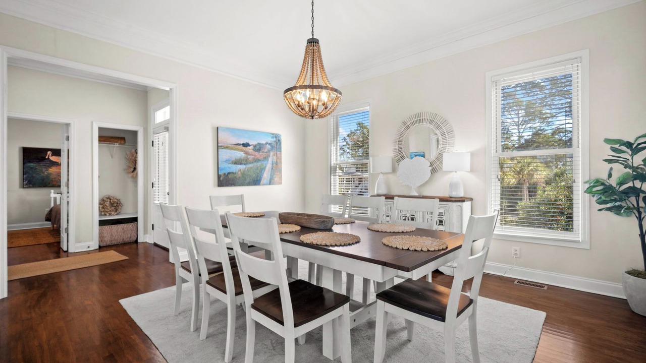 Photo of Livingroom in Sweetgrass