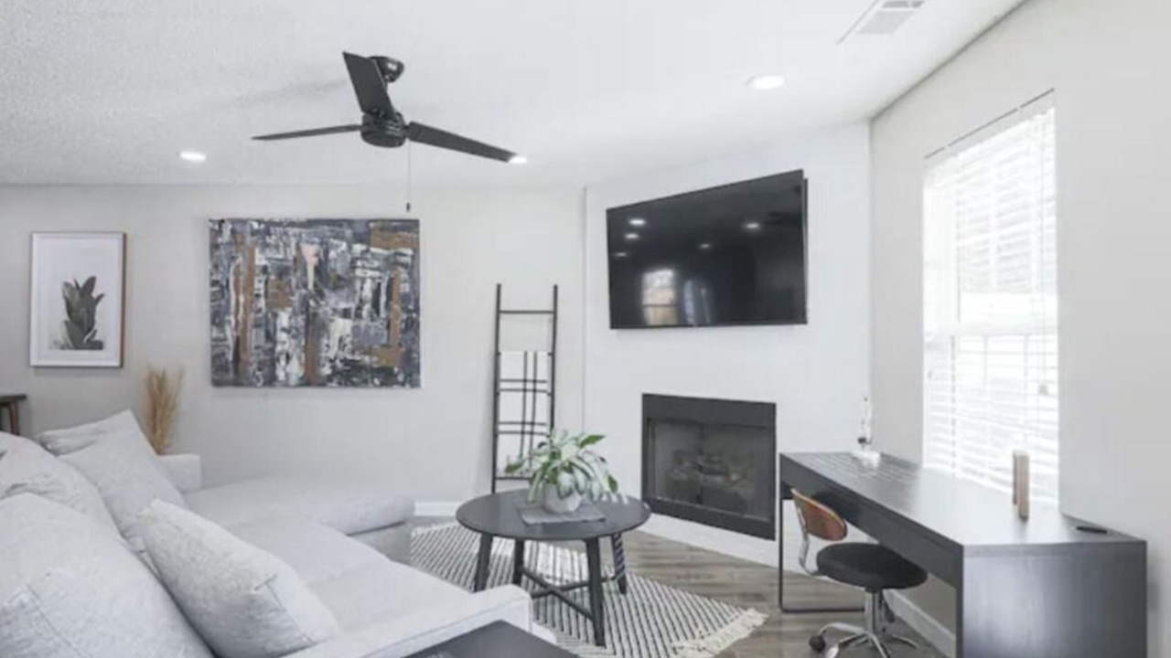Photo of Livingroom in Winder