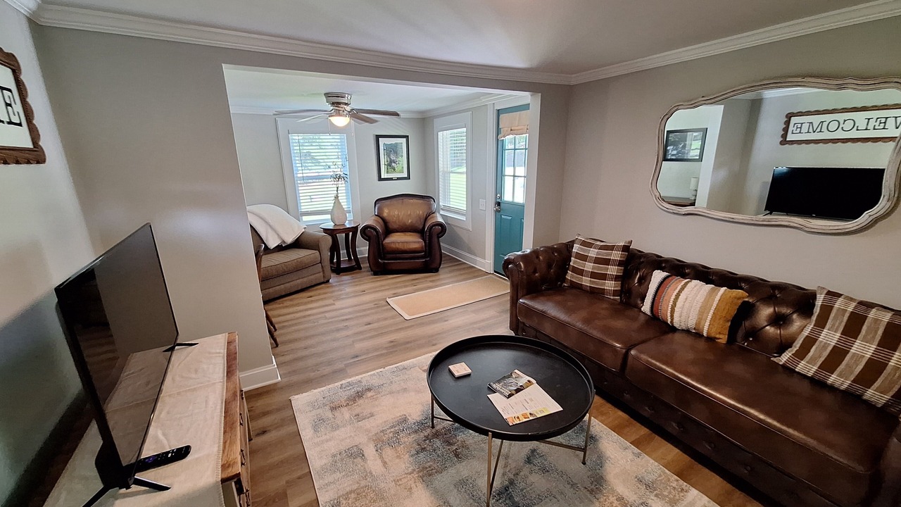 Photo of Livingroom in Salem