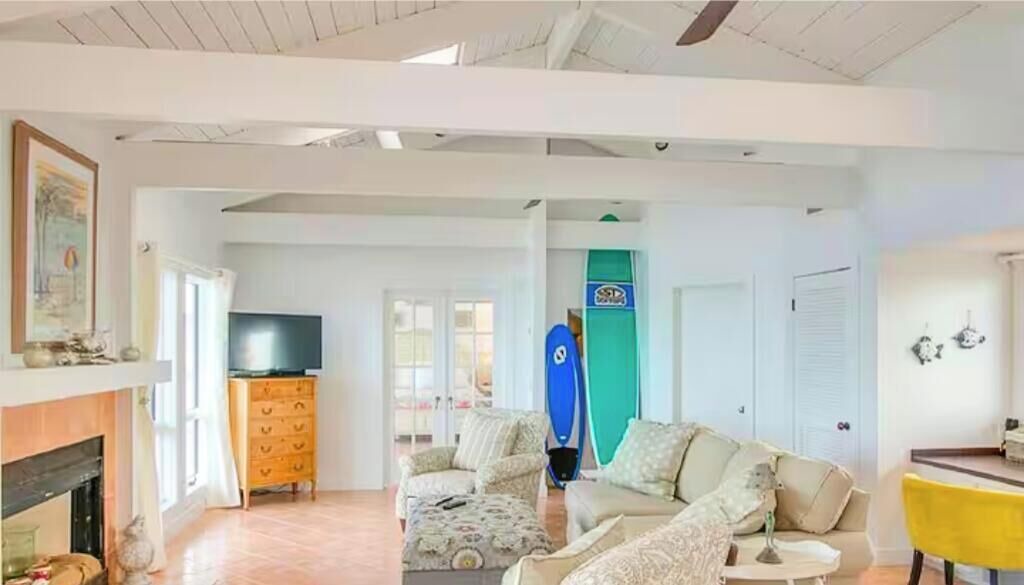 Photo of Bedroom in Floridana Beach