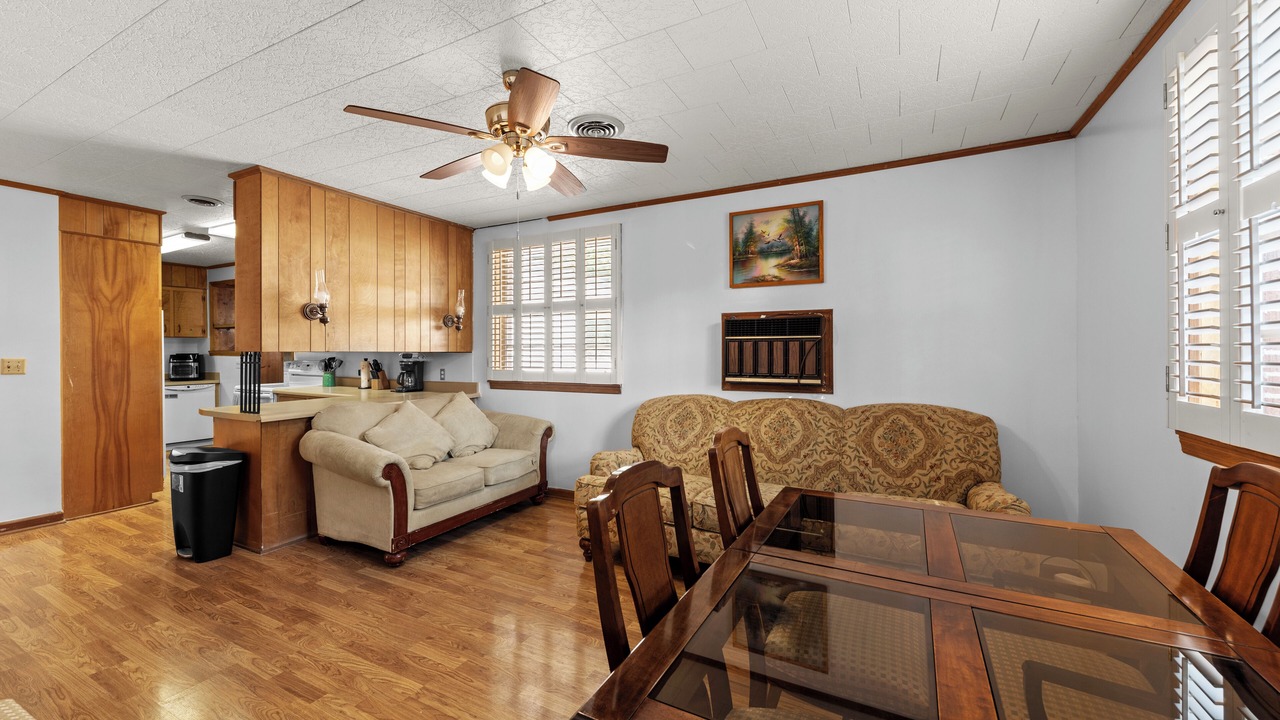 Photo of Livingroom in Newberry