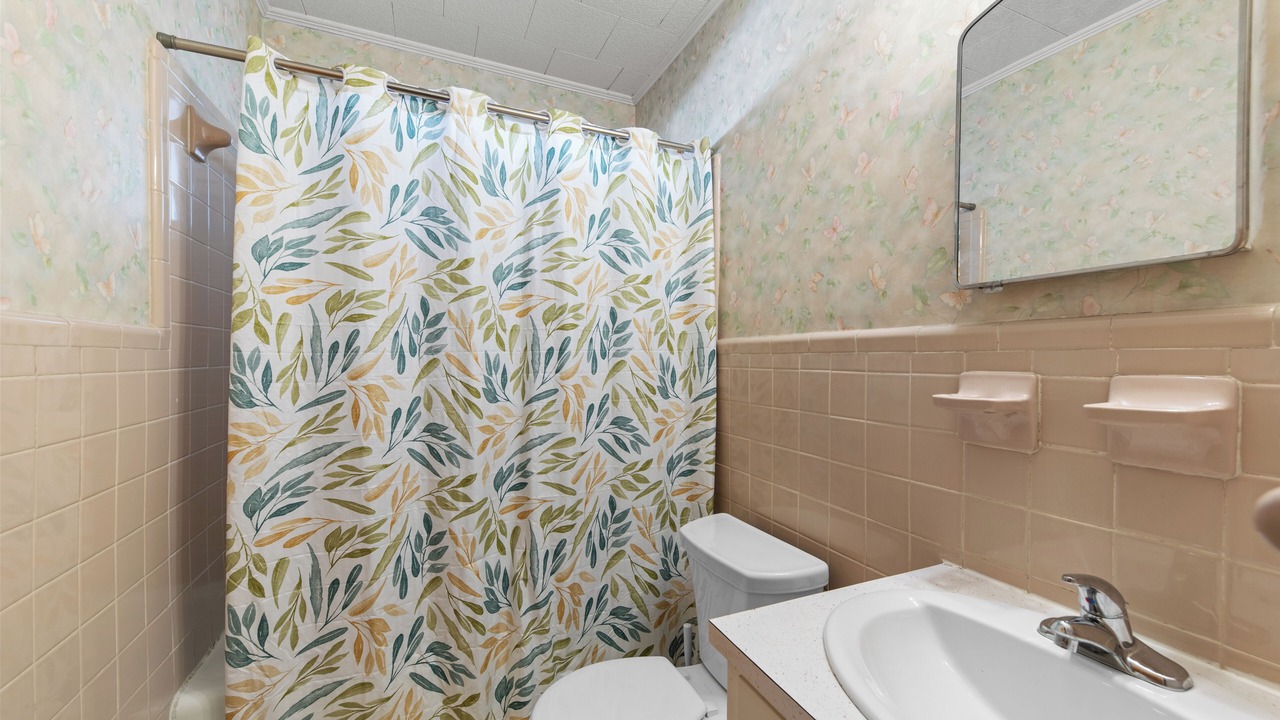 Photo of Bathroom in Newberry
