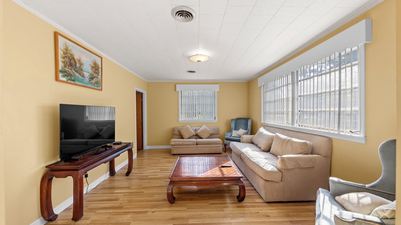 Photo of Livingroom in Newberry