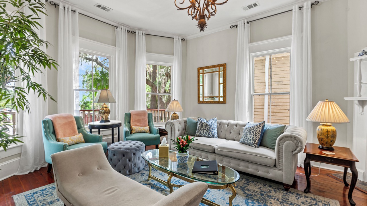 Photo of Livingroom in Metropolitan