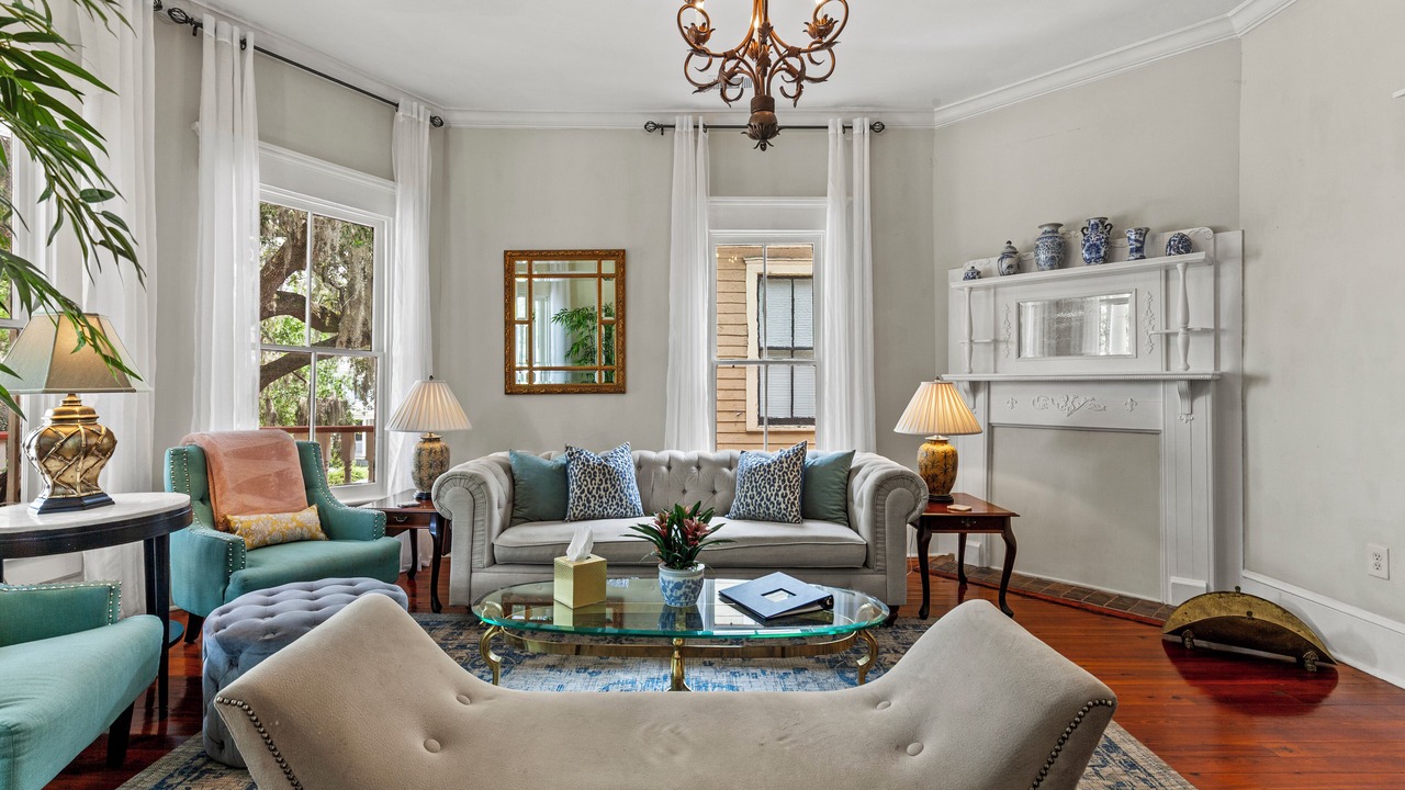 Photo of Livingroom in Metropolitan