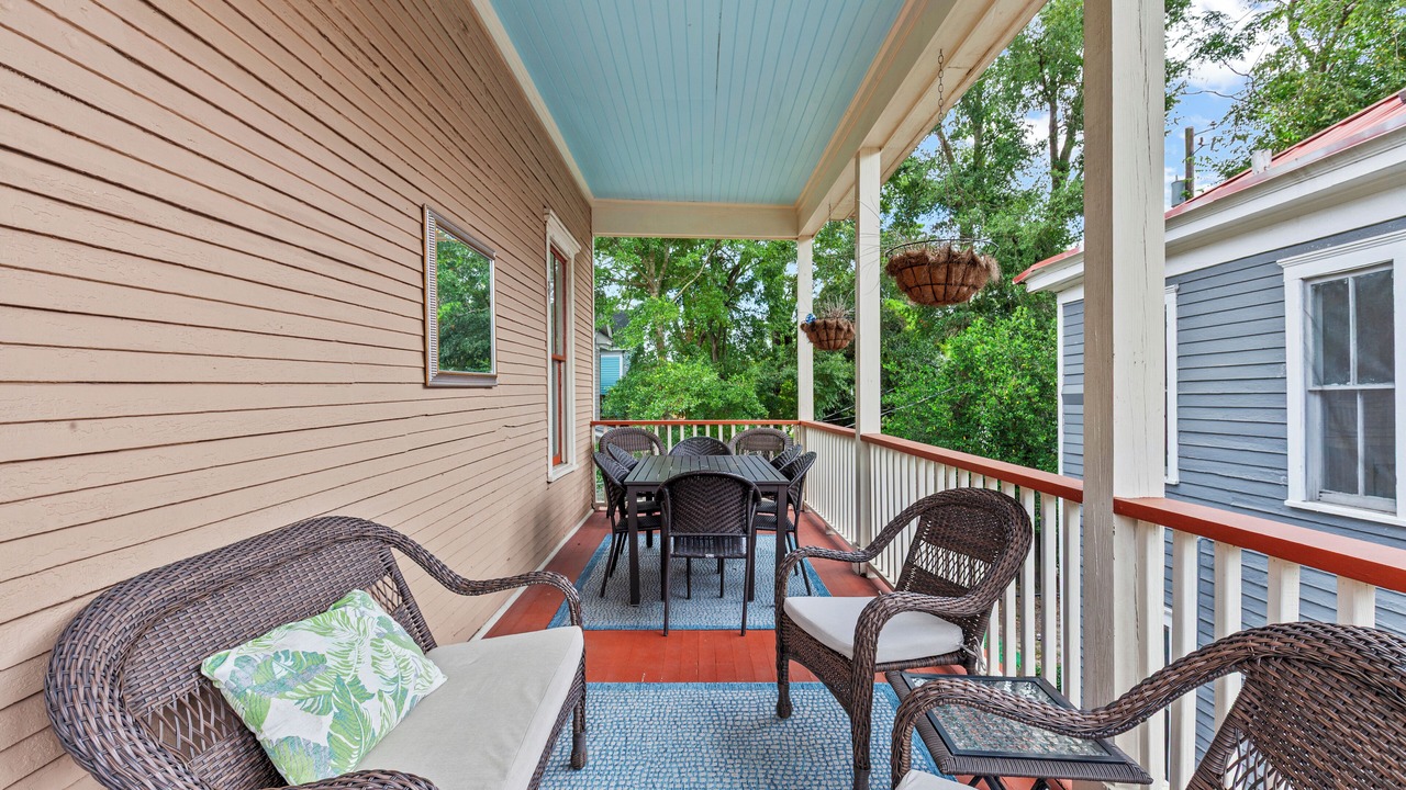 Photo of Outdoor in Metropolitan