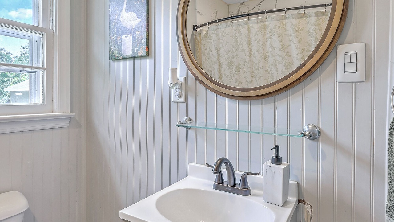 Photo of Bathroom in Goose Creek