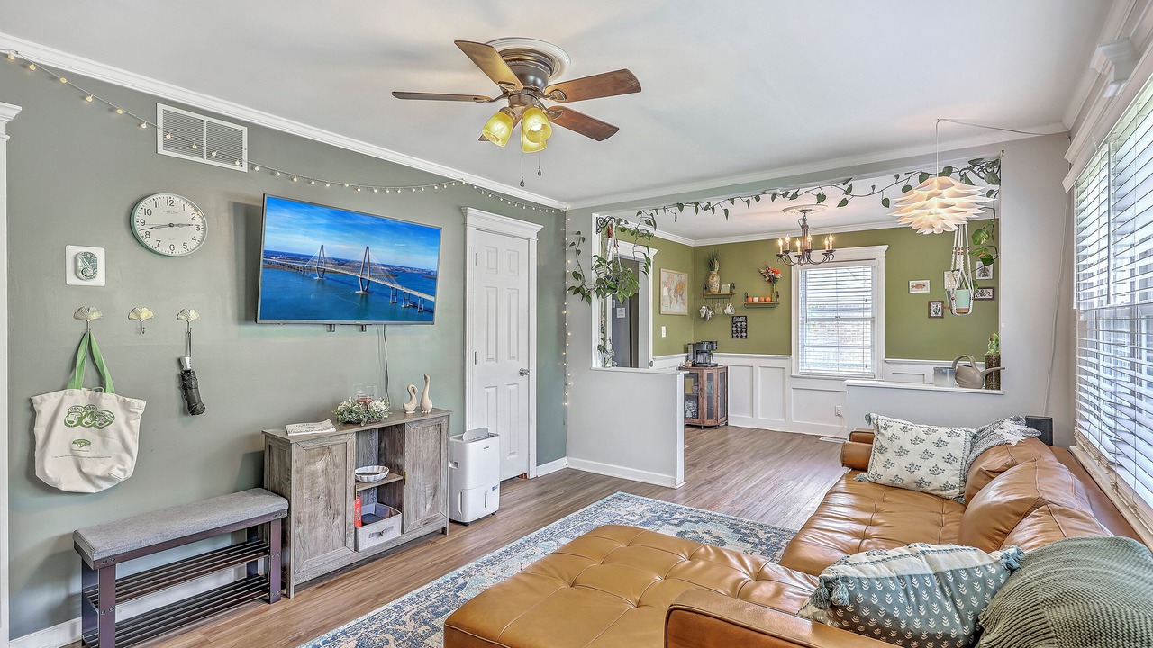 Photo of Livingroom in Goose Creek