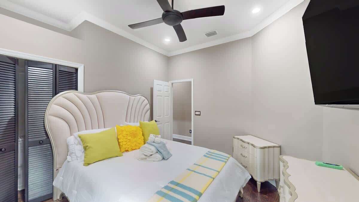Photo of Bedroom in Boyette Springs