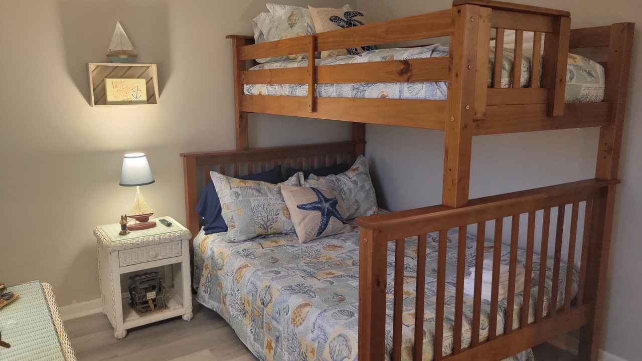 Photo of Bedroom in Tybee Island