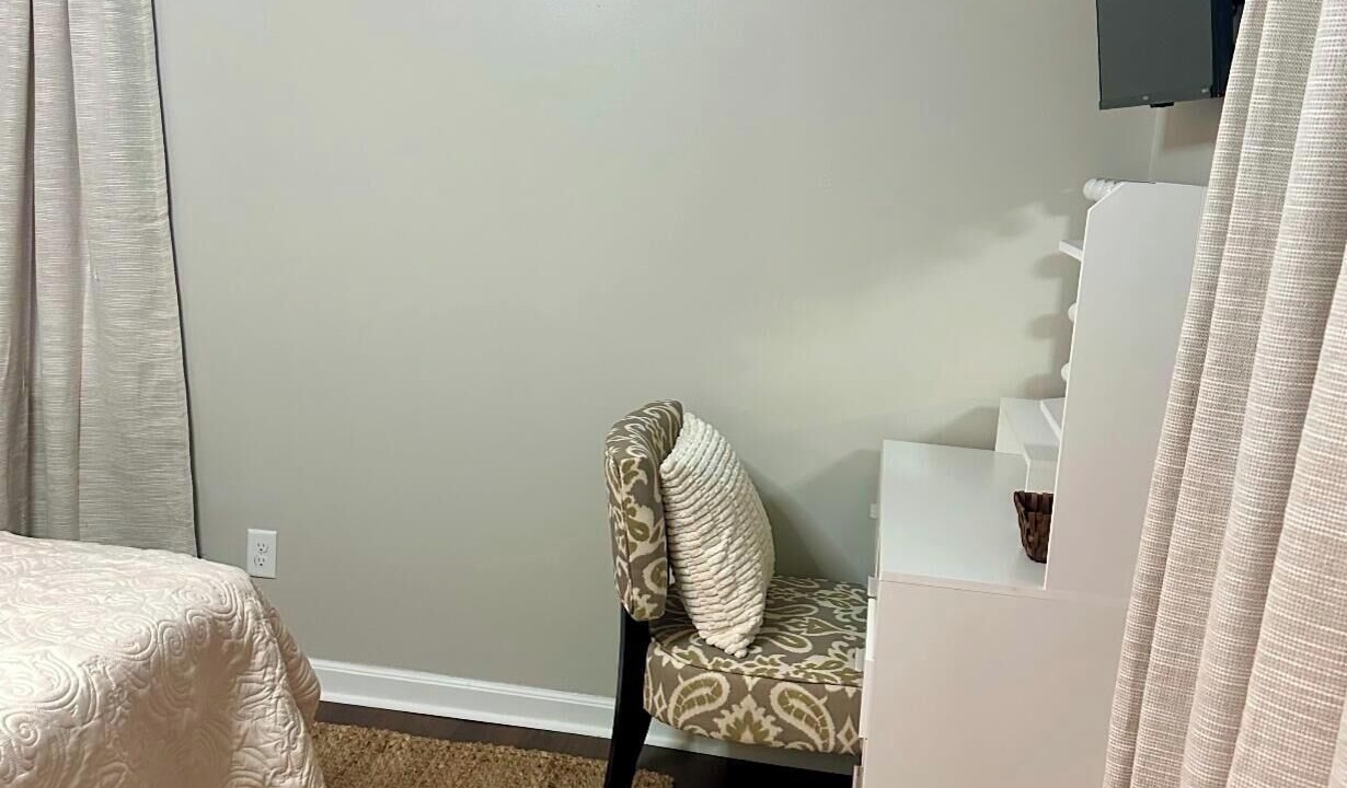 Photo of Bedroom in Lyons