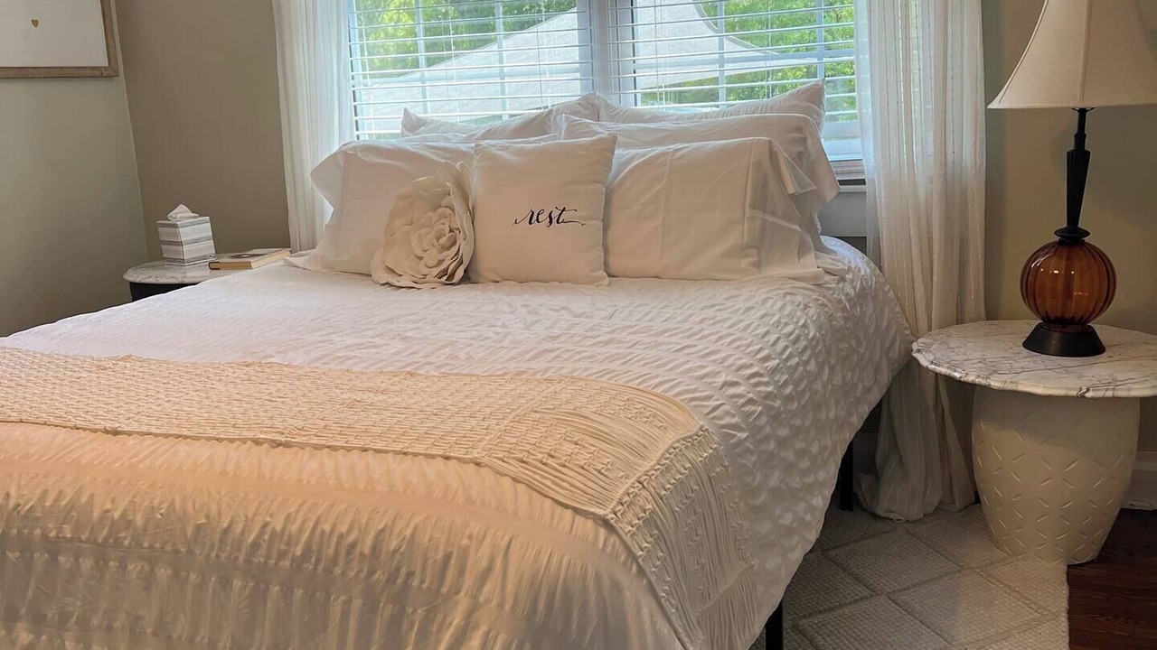 Photo of Bedroom in Due West