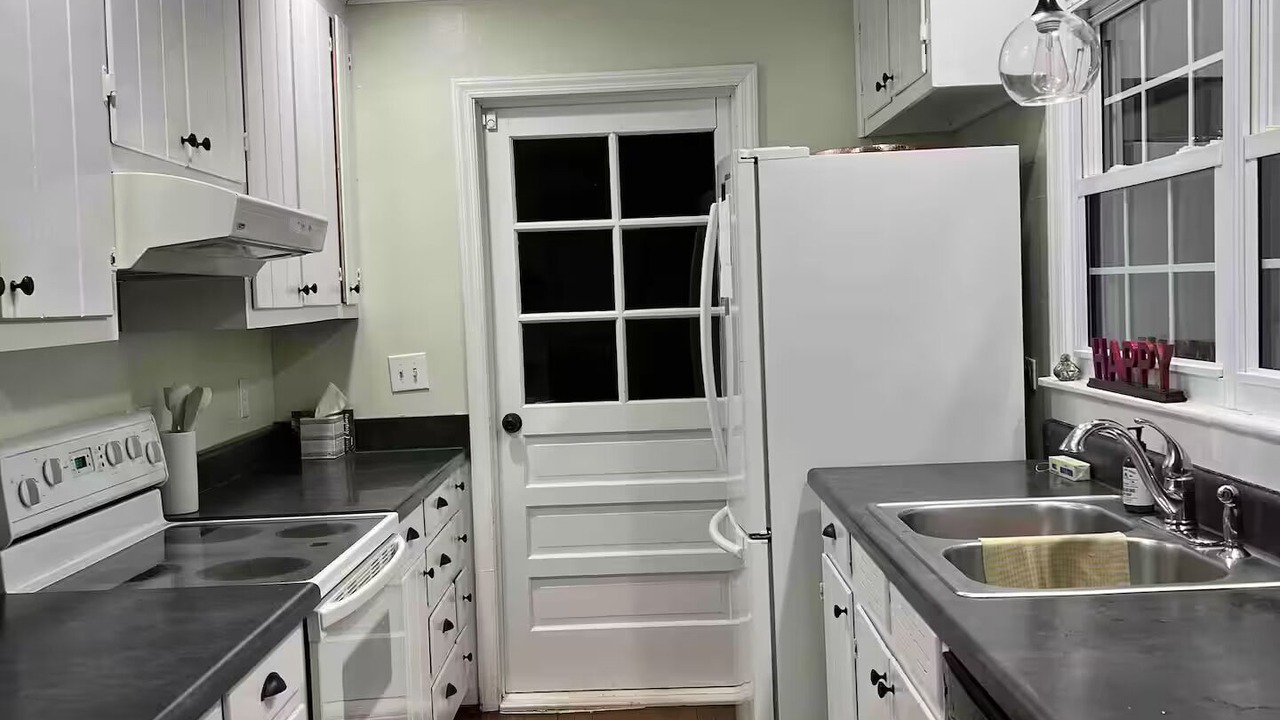 Photo of Kitchen in Due West