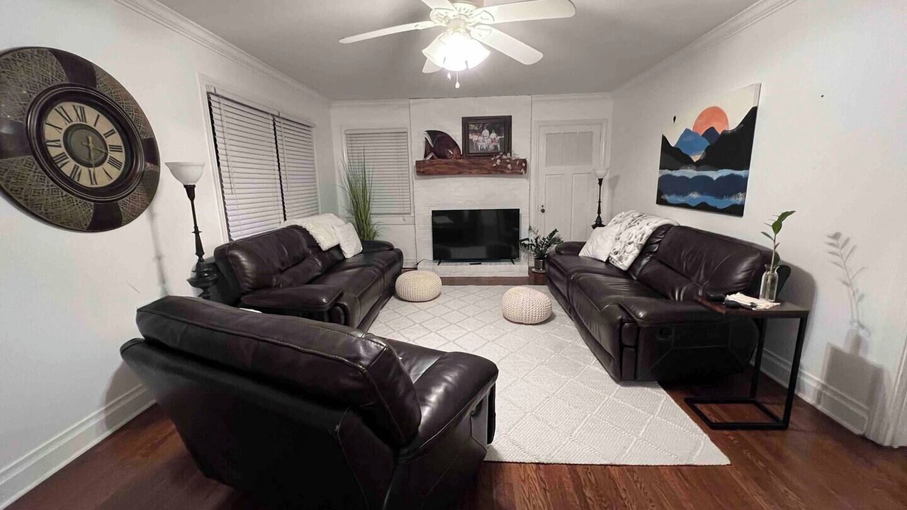Photo of Livingroom in Due West