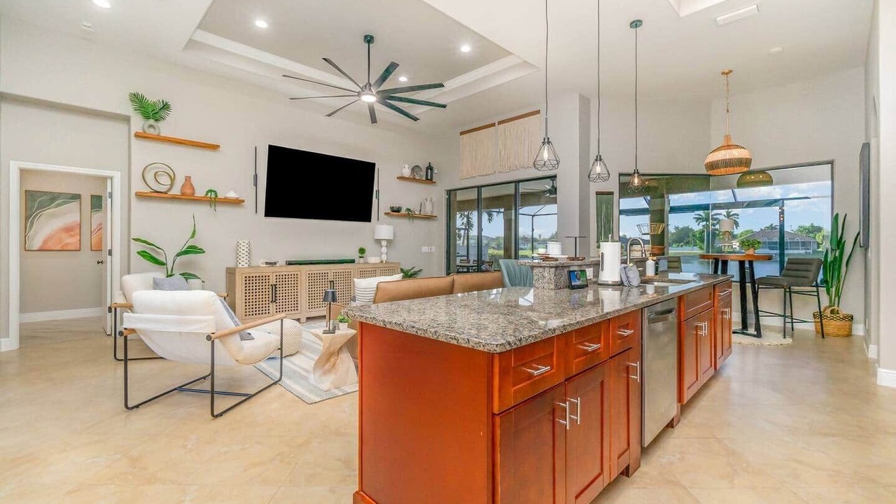 Photo of Livingroom in Mariner