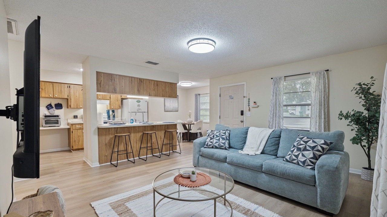 Photo of Livingroom in Downtown Zephyrhills