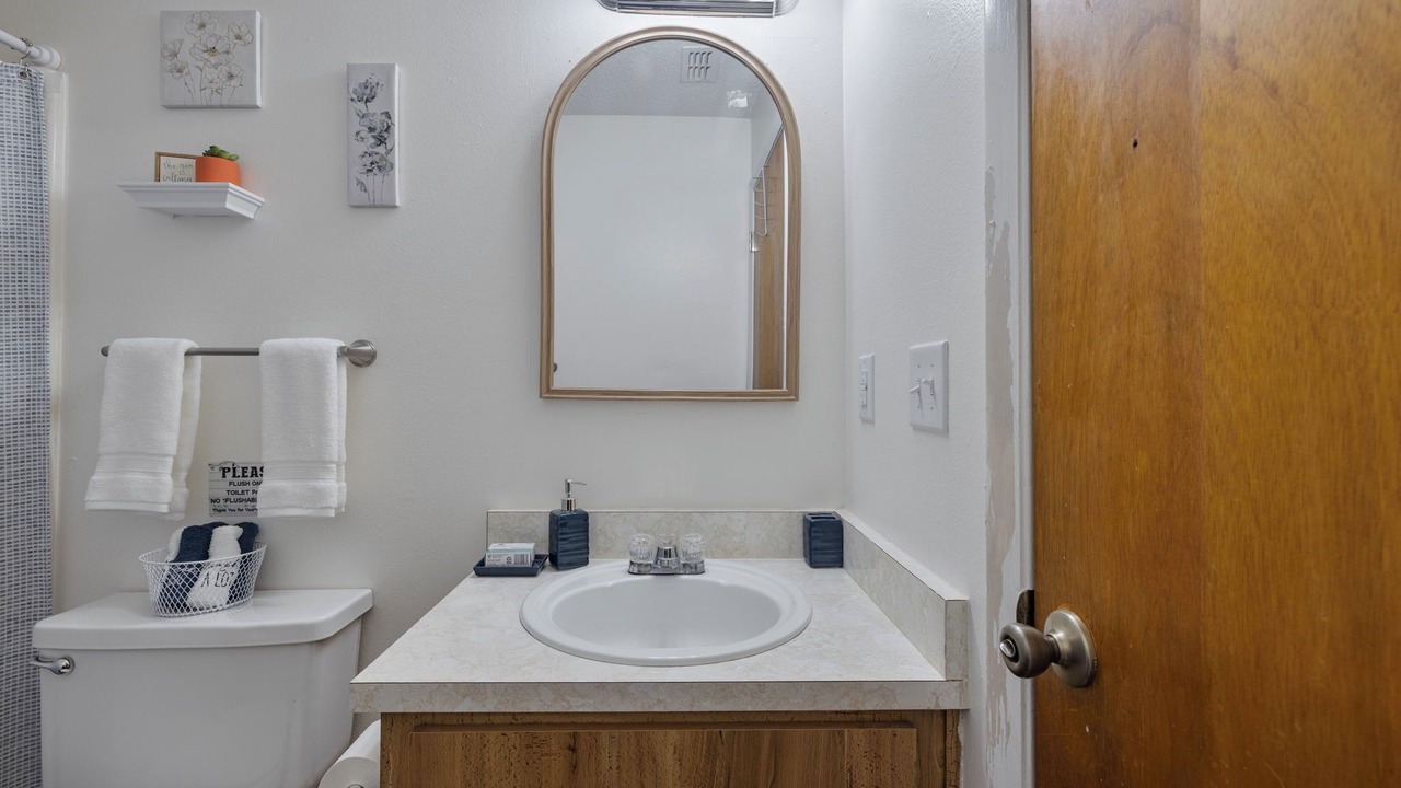 Photo of Bathroom in Downtown Zephyrhills