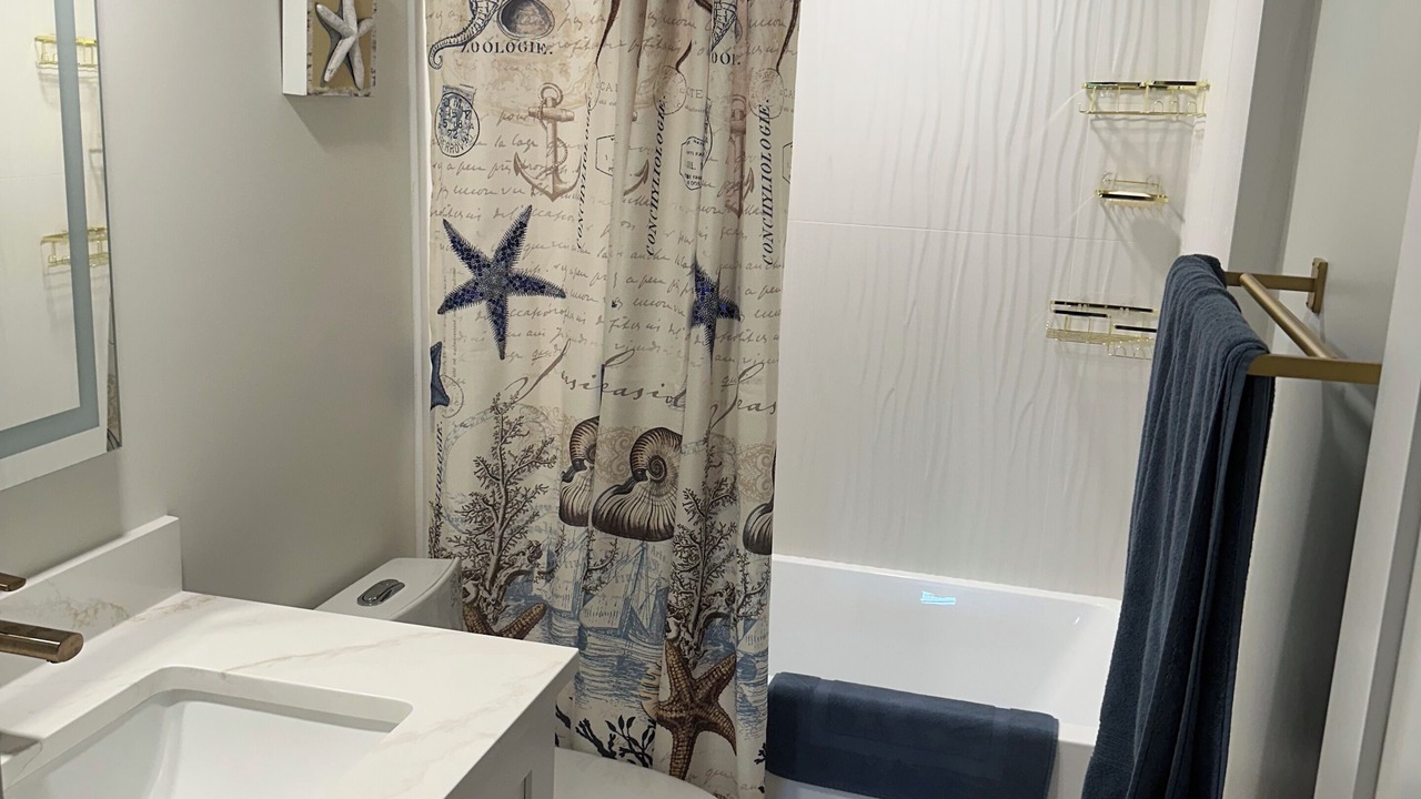 Photo of Bathroom in Central Beach