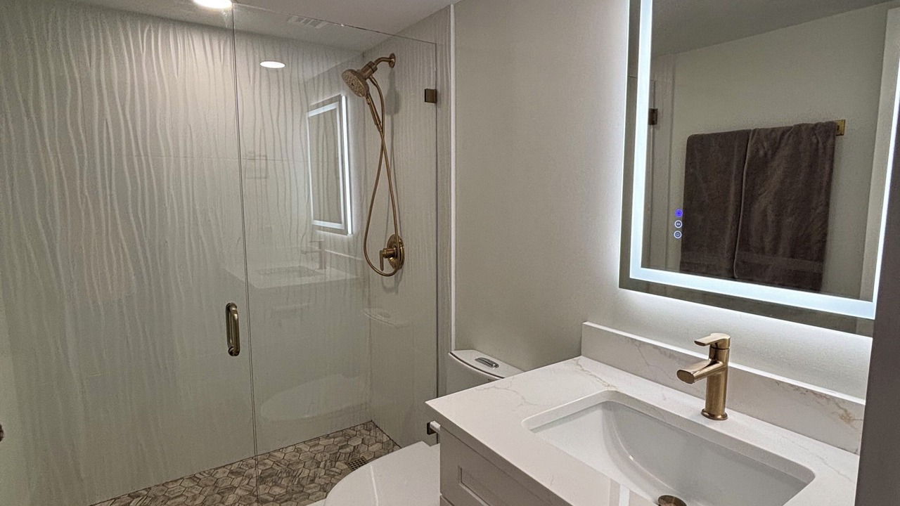 Photo of Bathroom in Central Beach