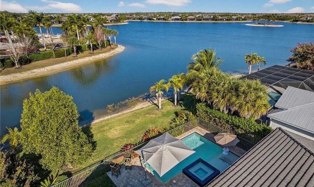 Photo of Outdoor in Naples