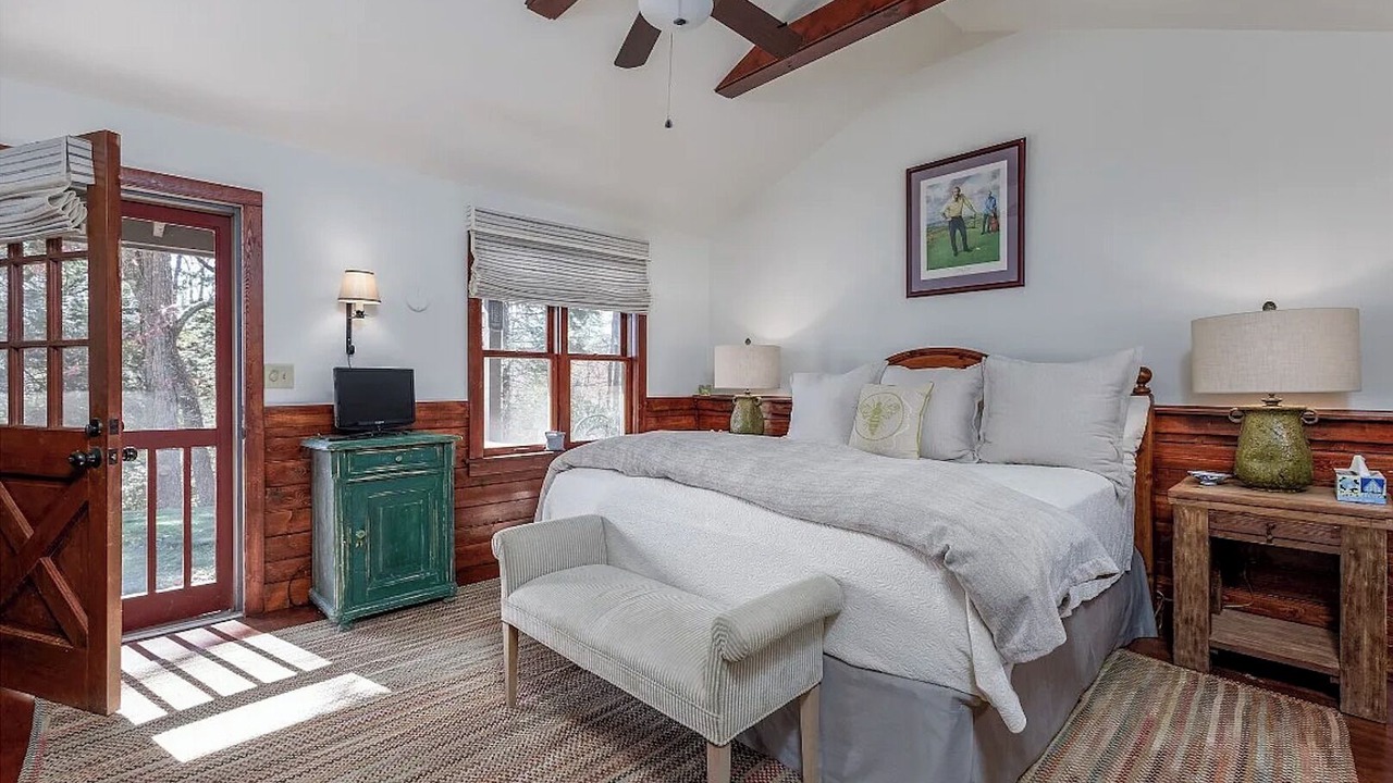 Photo of Bedroom in Cashiers