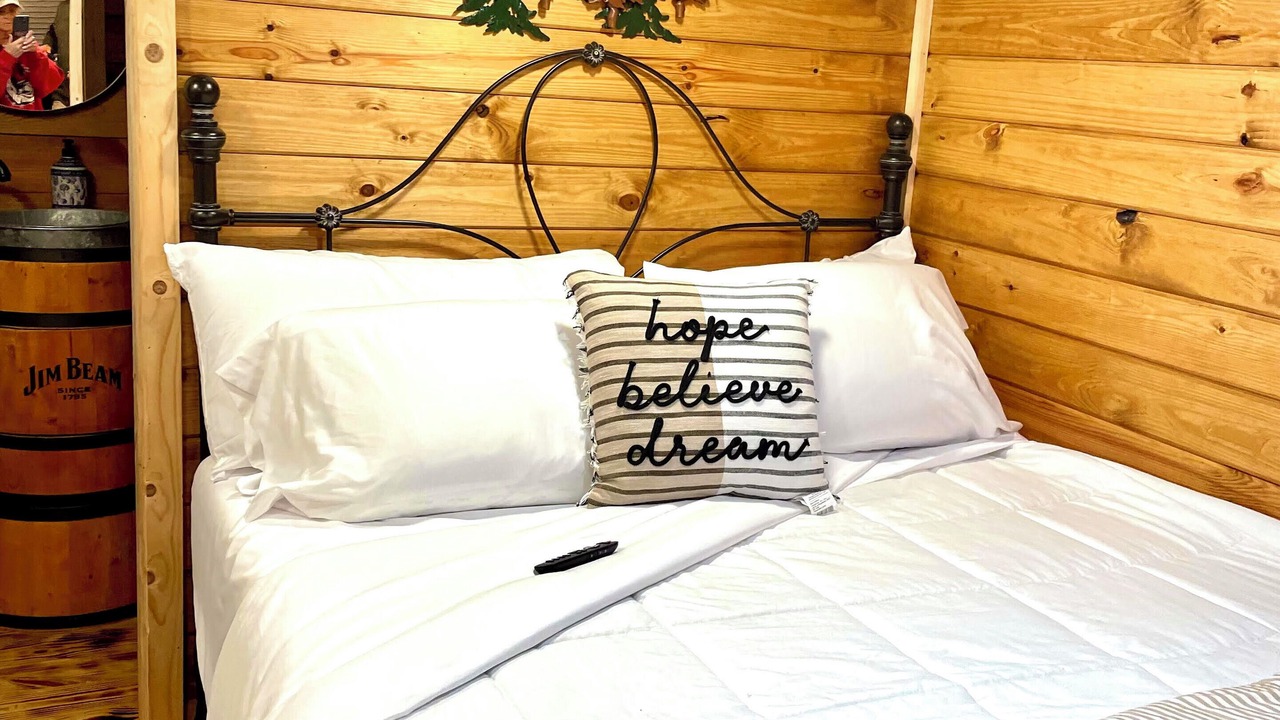 Photo of Bedroom in Waycross