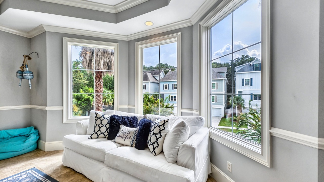 Photo of Livingroom in Folly Field