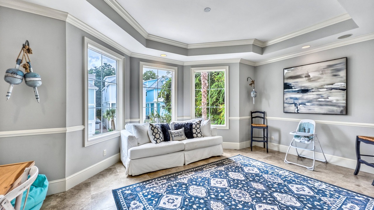 Photo of Livingroom in Folly Field