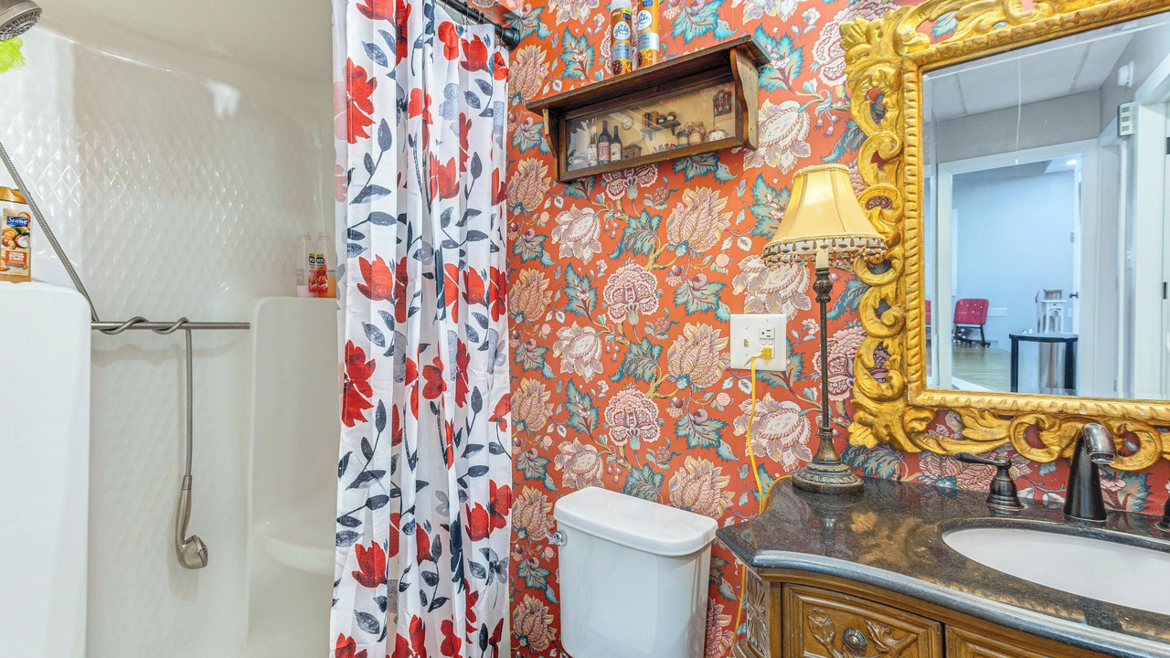 Photo of Bathroom in Lake Waccamaw