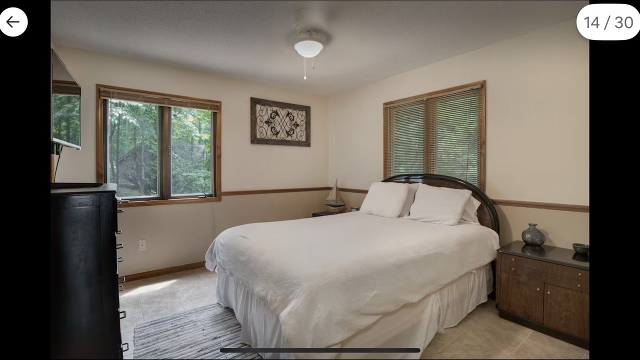 Photo of Bedroom in Seneca