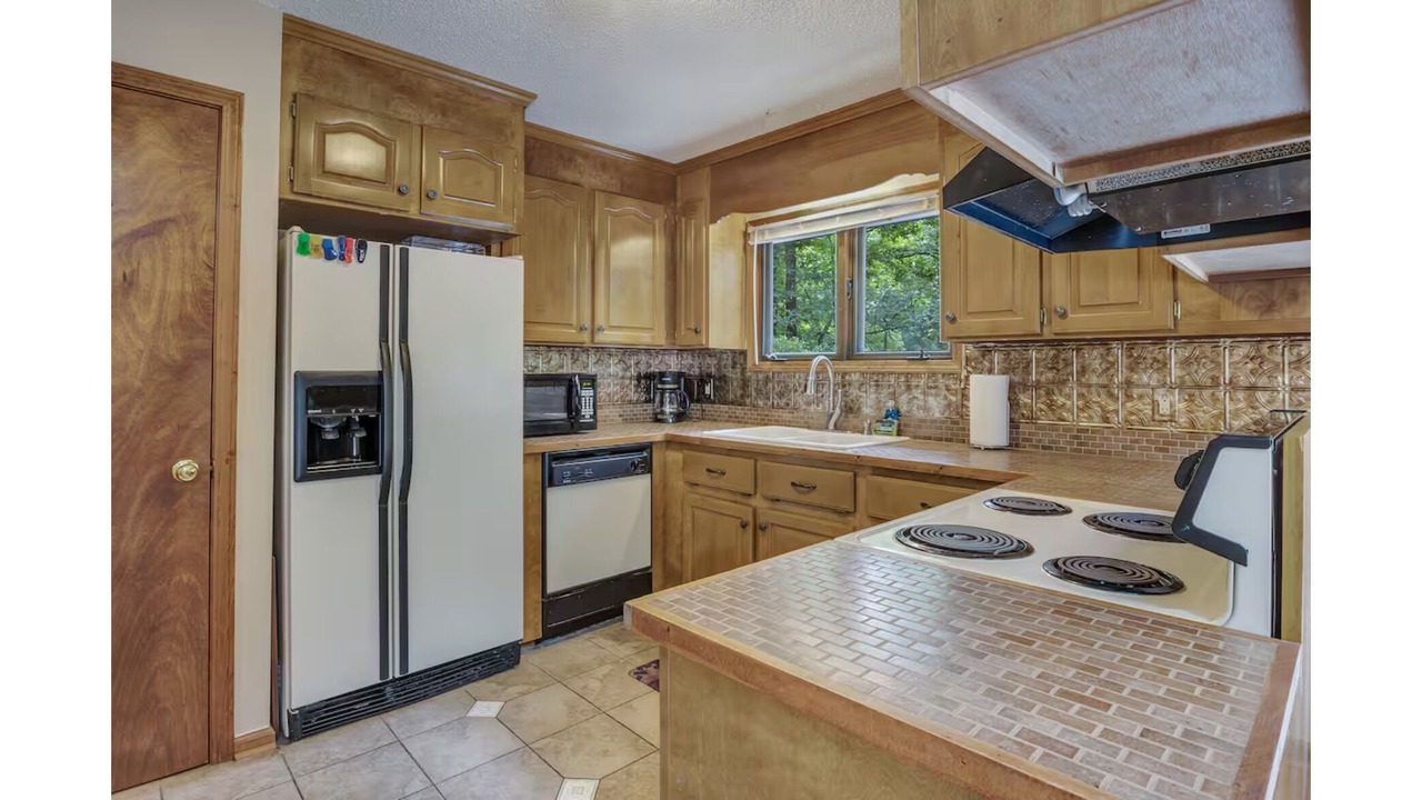 Photo of Kitchen in Seneca